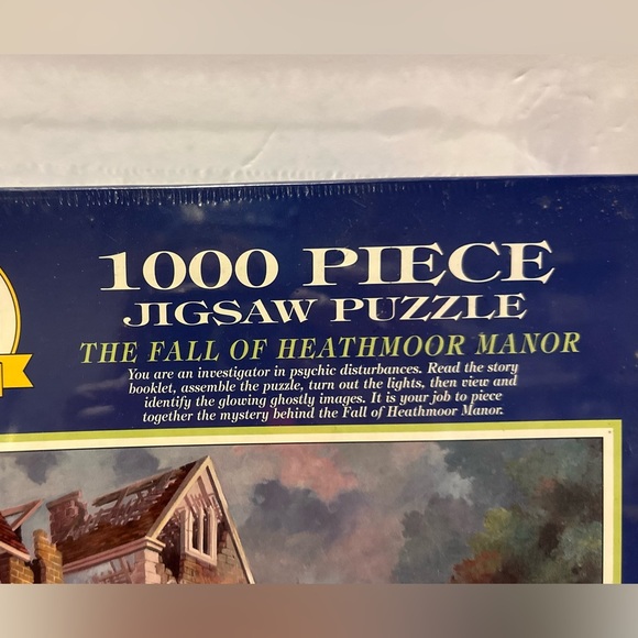 Jigssaw Puzzle 1000 Piece The Fall Of Heathmoor Manor Glow in the Dark Sealed - Picture 2 of 14
